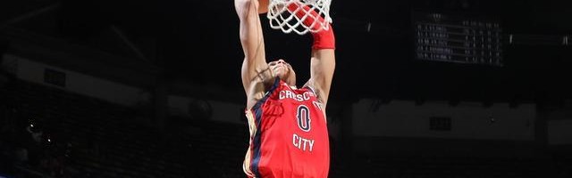 ky体育app-狂轰滥炸！鹈鹕单节轰50分、全场砍156分 均创队史纪录