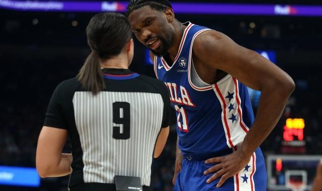 体育资讯-恩比德长期赛训开摆 76人已成新赛季最大“冤种”