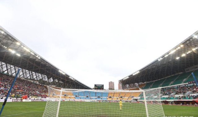 开云投注-不止看球！贵阳“城超”将推票根优惠、足球市集等新体验