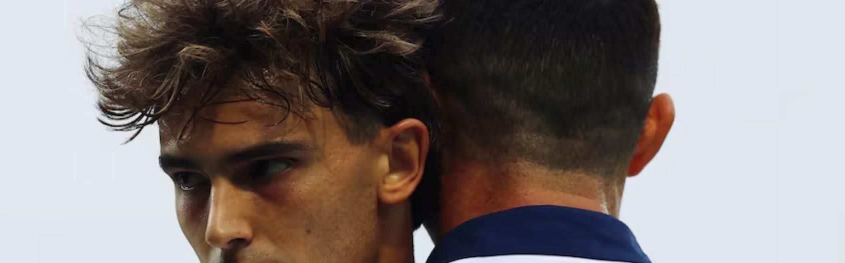 阿斯：沙特的经济正受到预算超支和油价下跌的负面影响