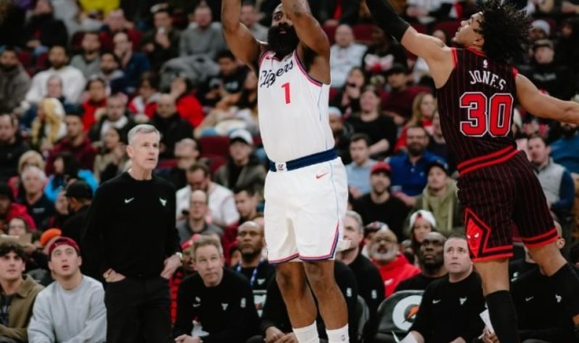 ky体育app-快船大爆冷！哈登24+6毫无借口，新援爆发尽力，公牛7人得分上双