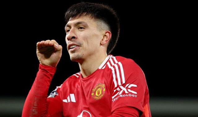 罗马诺：等利马伤愈复出，曼联想和他讨论一份新合同