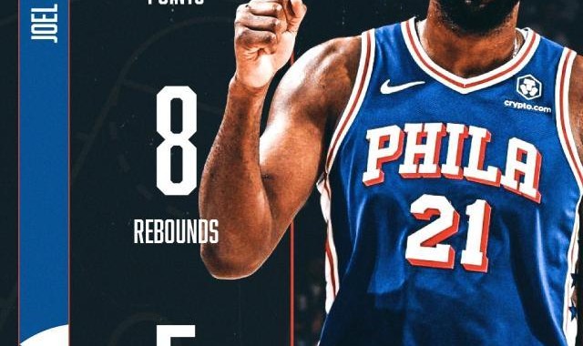 染上面瘫怪病仍砍50分！恩比德带队赢球却被喷太脏