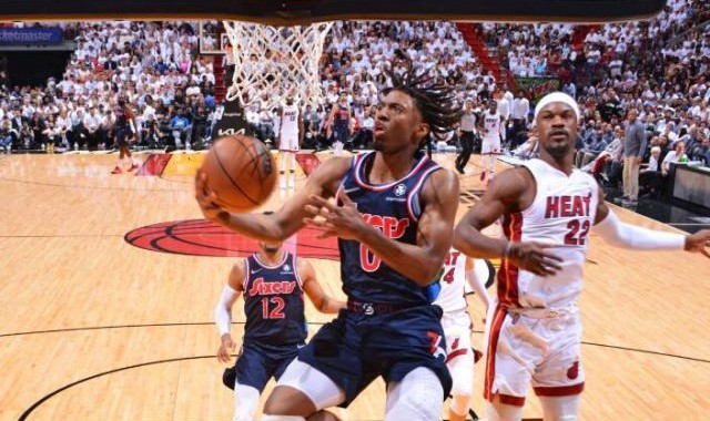 ky体育app-哈登低迷反衬马克西潜力无限！费城为他准备肥约？