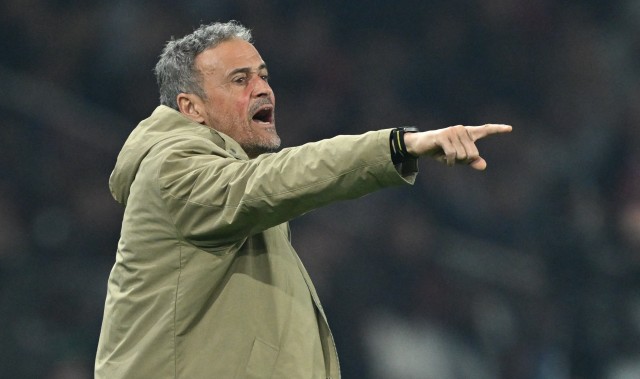 开云博彩-评论员：巴黎充分利用了板凳深度，关键时刻有人能够挺身而出