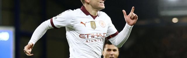 在线体育-3比1啃下硬骨头埃弗顿，卫冕冠军的精气神回来了